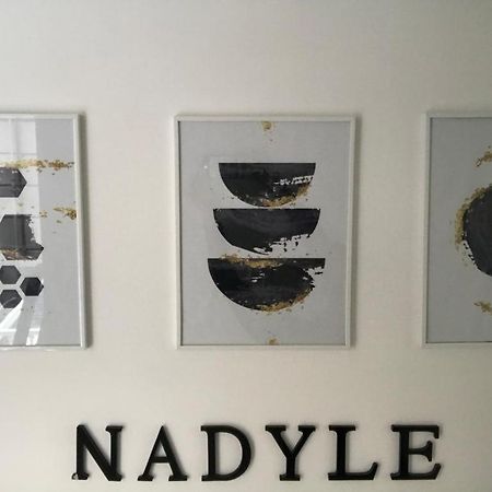 Nadyle House Hotell Napoli Eksteriør bilde