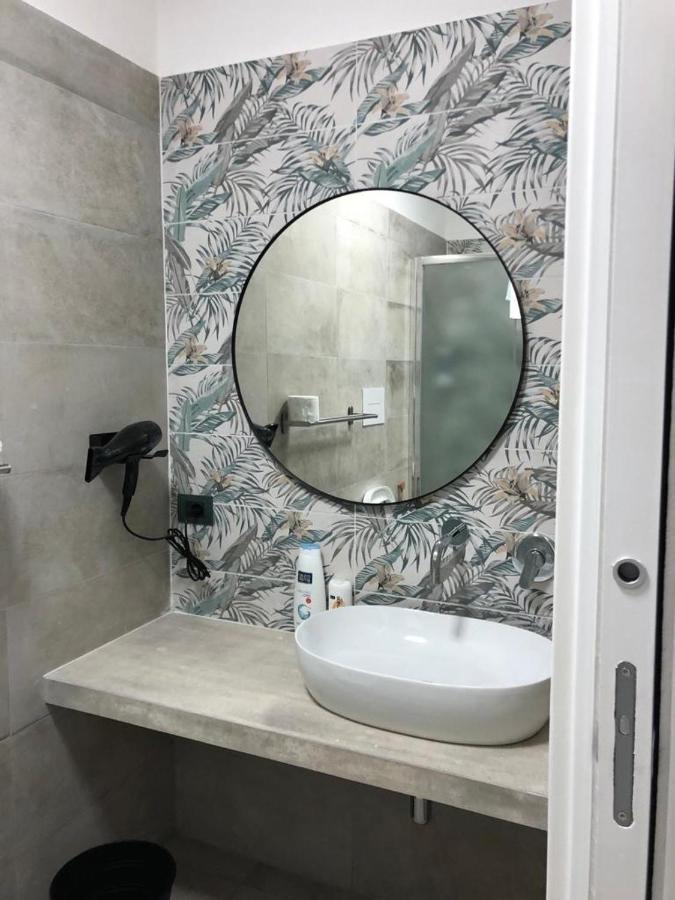 Nadyle House Hotell Napoli Eksteriør bilde