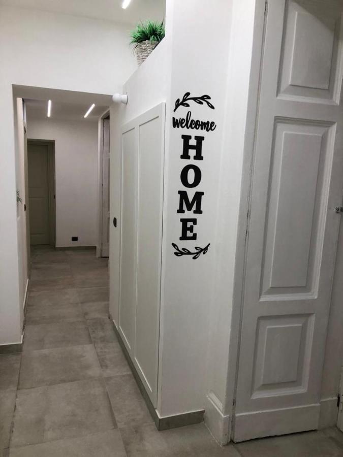 Nadyle House Hotell Napoli Eksteriør bilde