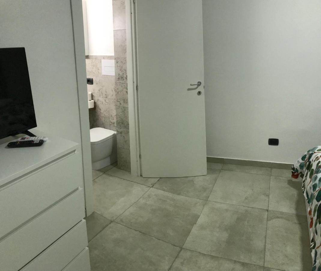 Nadyle House Hotell Napoli Eksteriør bilde