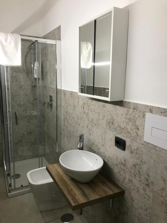 Nadyle House Hotell Napoli Eksteriør bilde
