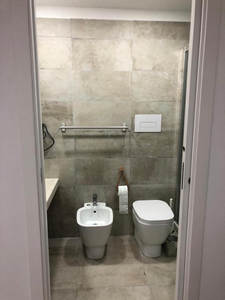 Nadyle House Hotell Napoli Eksteriør bilde