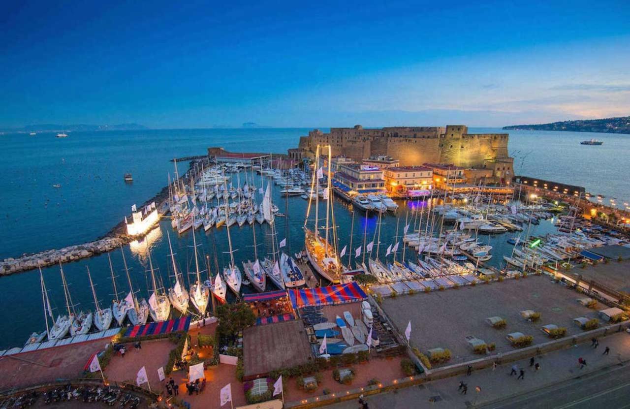 Nadyle House Hotell Napoli Eksteriør bilde