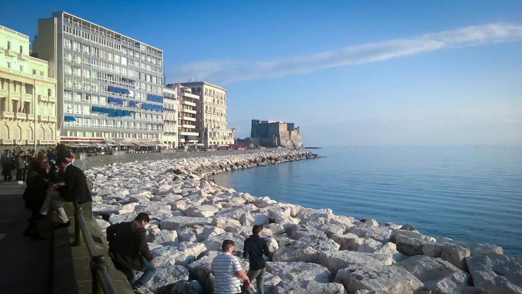 Nadyle House Hotell Napoli Eksteriør bilde