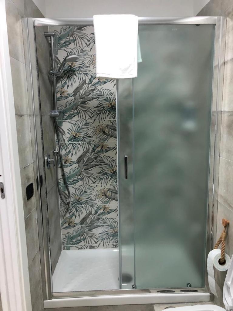 Nadyle House Hotell Napoli Eksteriør bilde